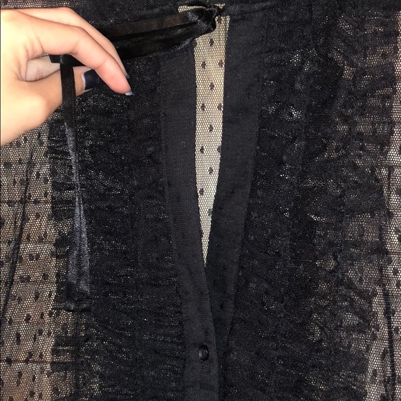 Hinge Sheer & Romantic Button Down Blouse - Picture 4 of 4